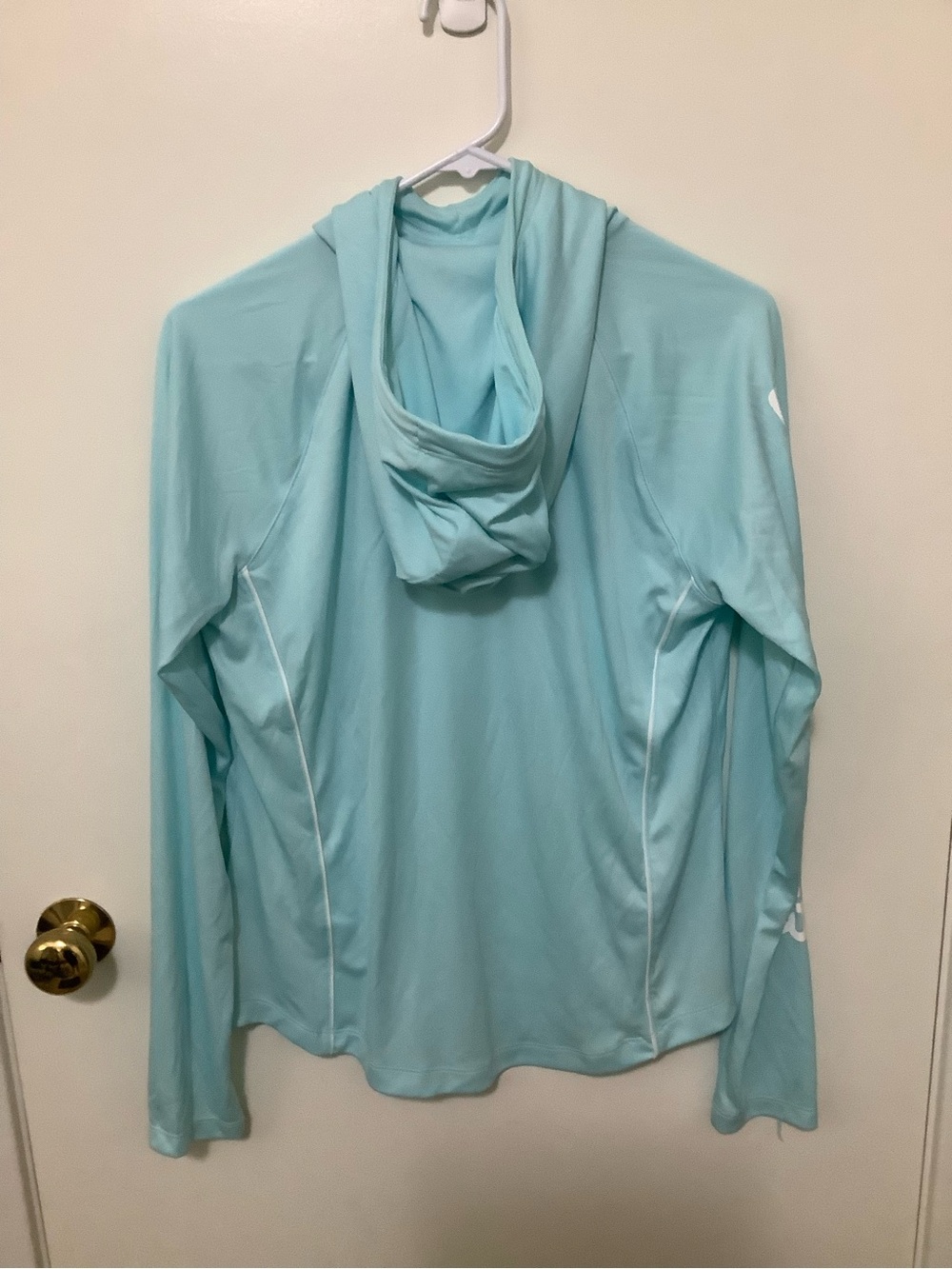 Under Armour Women’s Long-Sleeve Hooded Performance Tee - Picture 2 of 6
